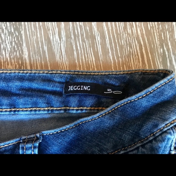 William Rast Jeggings - Picture 5 of 7